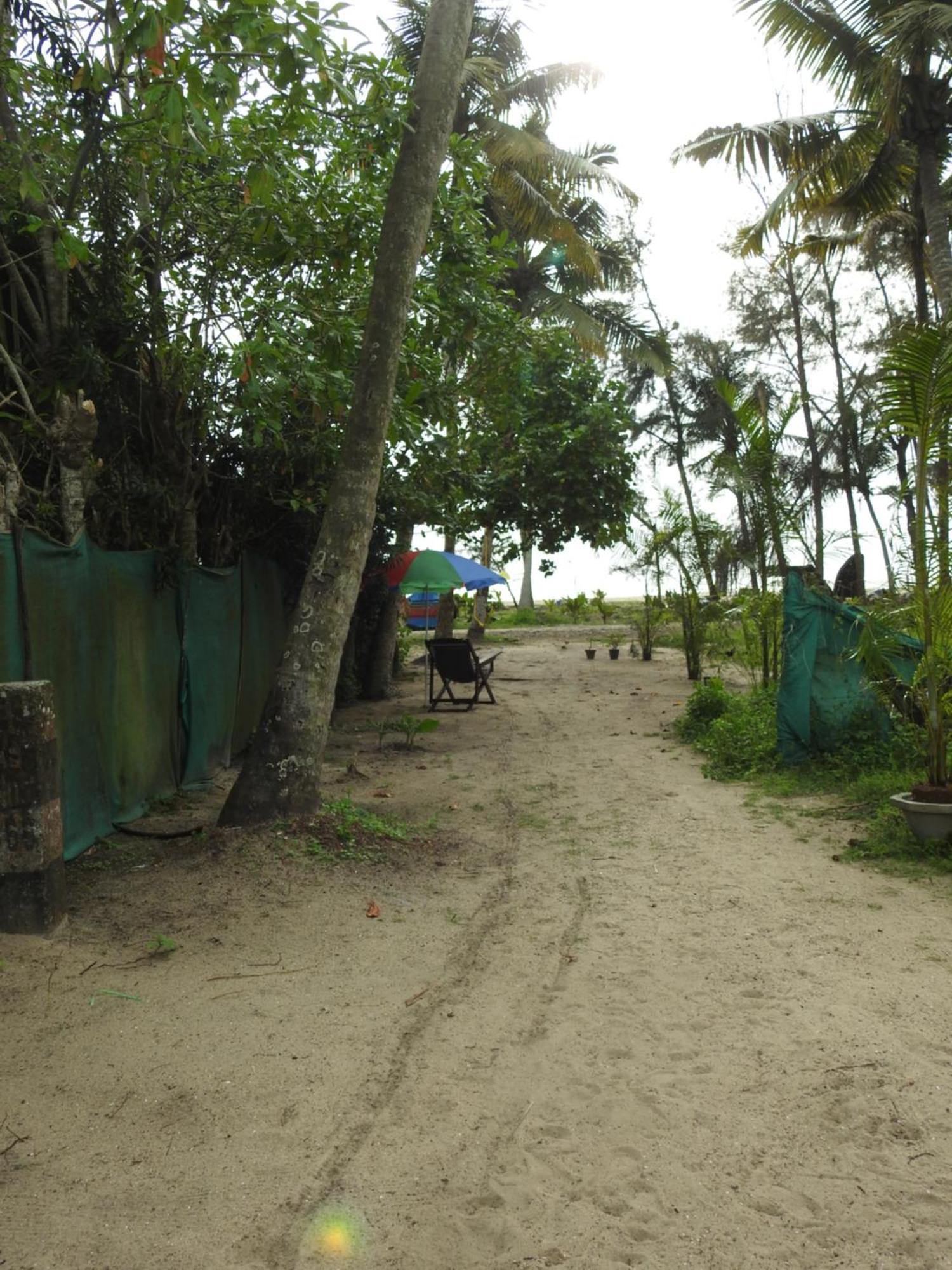Shoreline Marari Beach Villa At Golden Beach Mararikulam Alappuzha Dış mekan fotoğraf