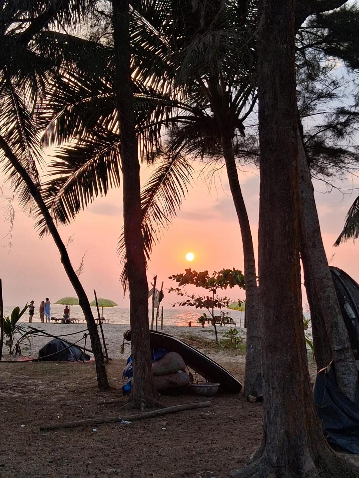 Shoreline Marari Beach Villa At Golden Beach Mararikulam Alappuzha Dış mekan fotoğraf